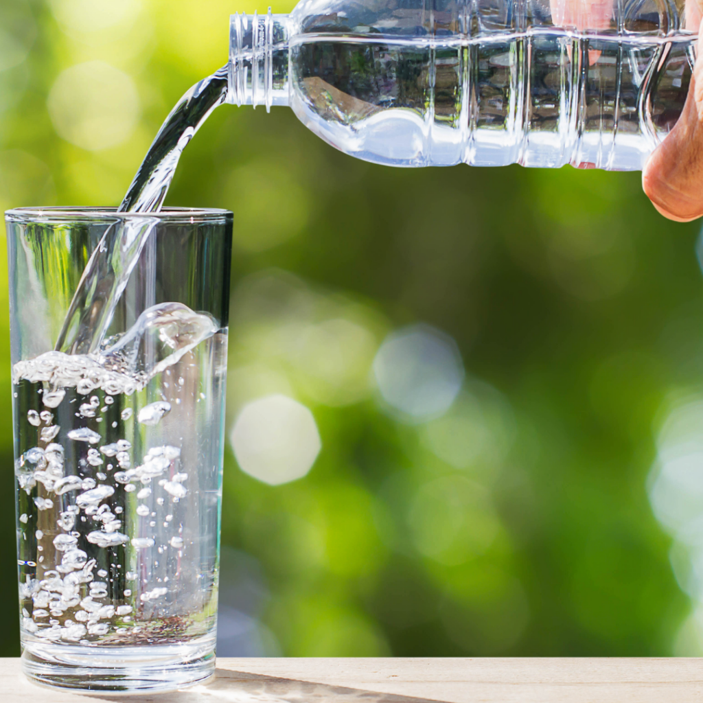 Los químicos y el agua: Lo que bebemos y no vemos