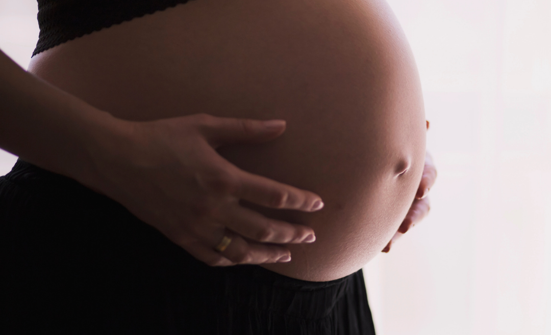 Las mujeres embarazadas se enfrentan a una creciente exposición de sustancias químicas